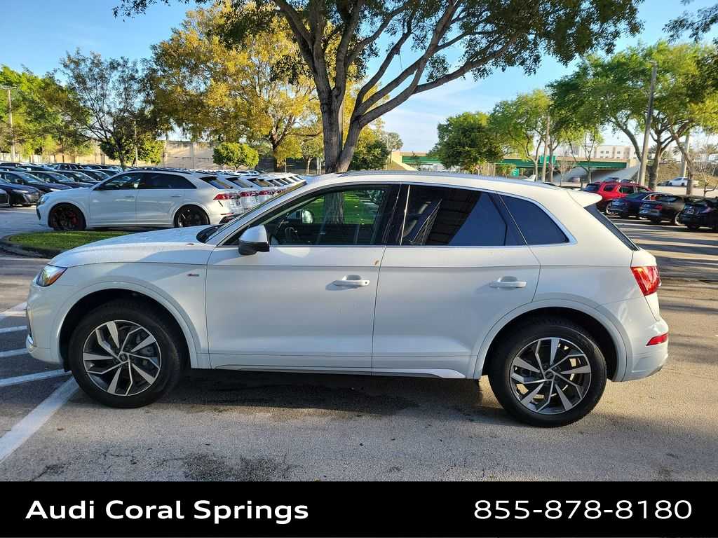 Thumbnail: 2023 Audi Q5 - 11