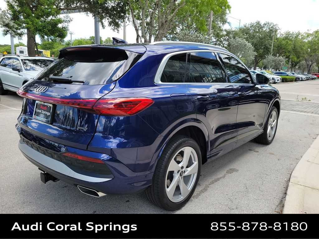 Thumbnail: 2025 Audi Q5 - 8