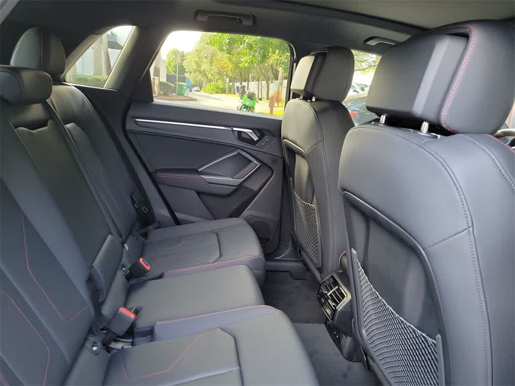 Thumbnail: 2025 Audi Q3 - 13