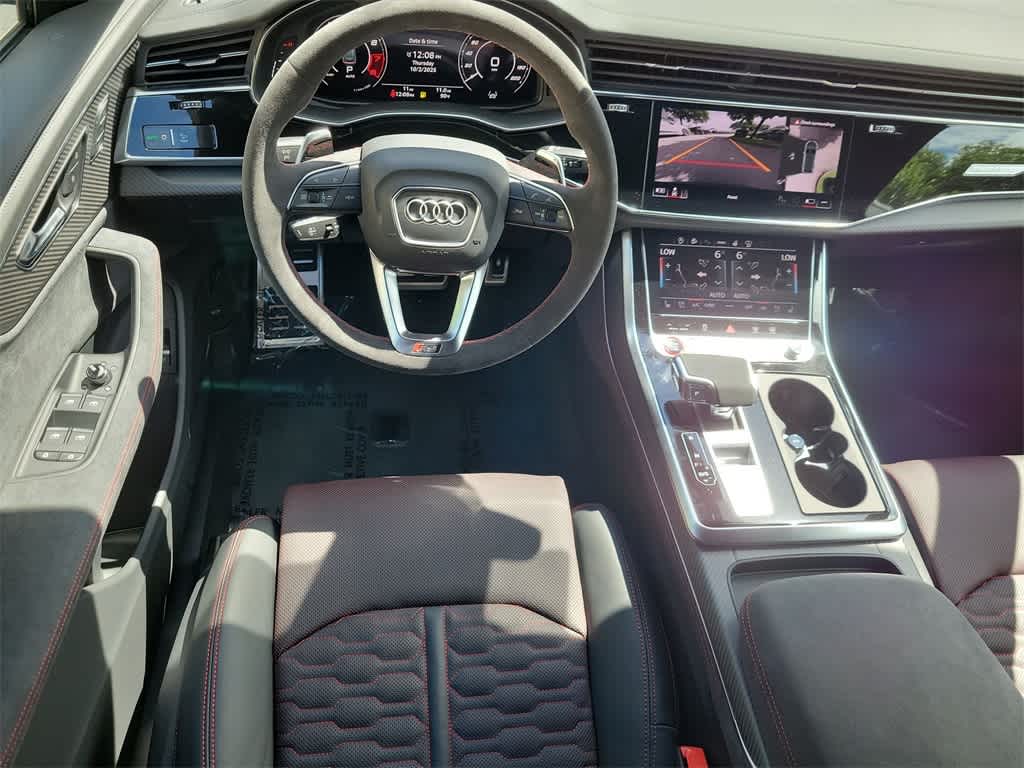 Thumbnail: 2026 Audi RS Q8 - 10