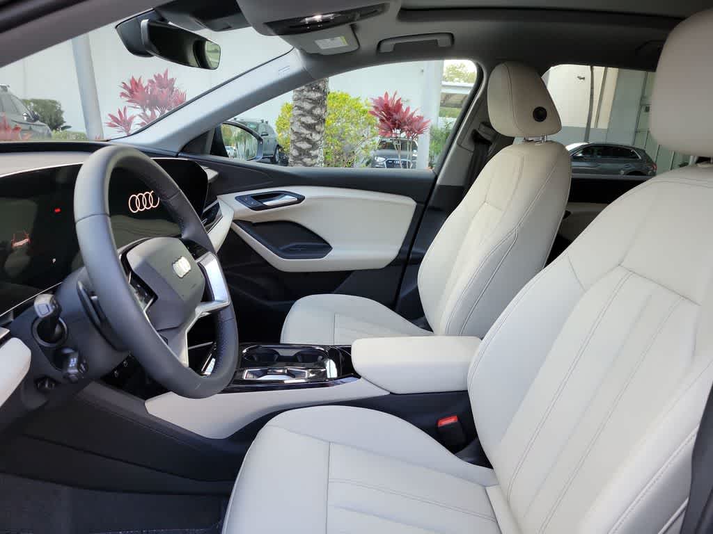 Thumbnail: 2025 Audi Q6 e-tron - 19