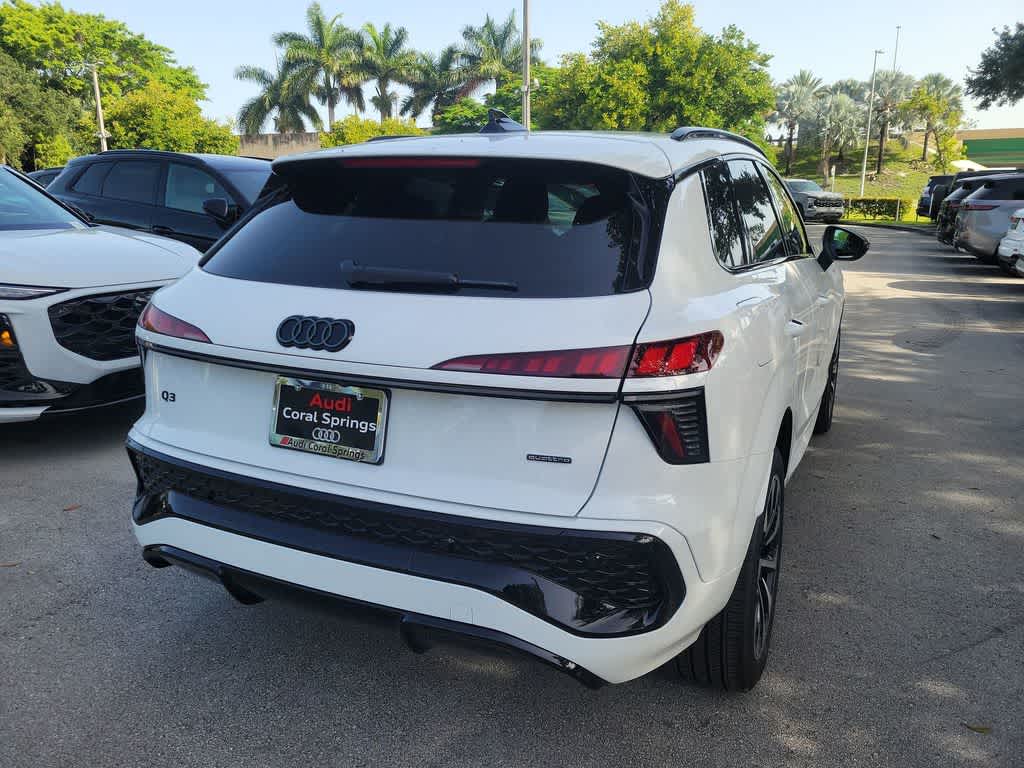 Thumbnail: 2026 Audi Q3 - 4