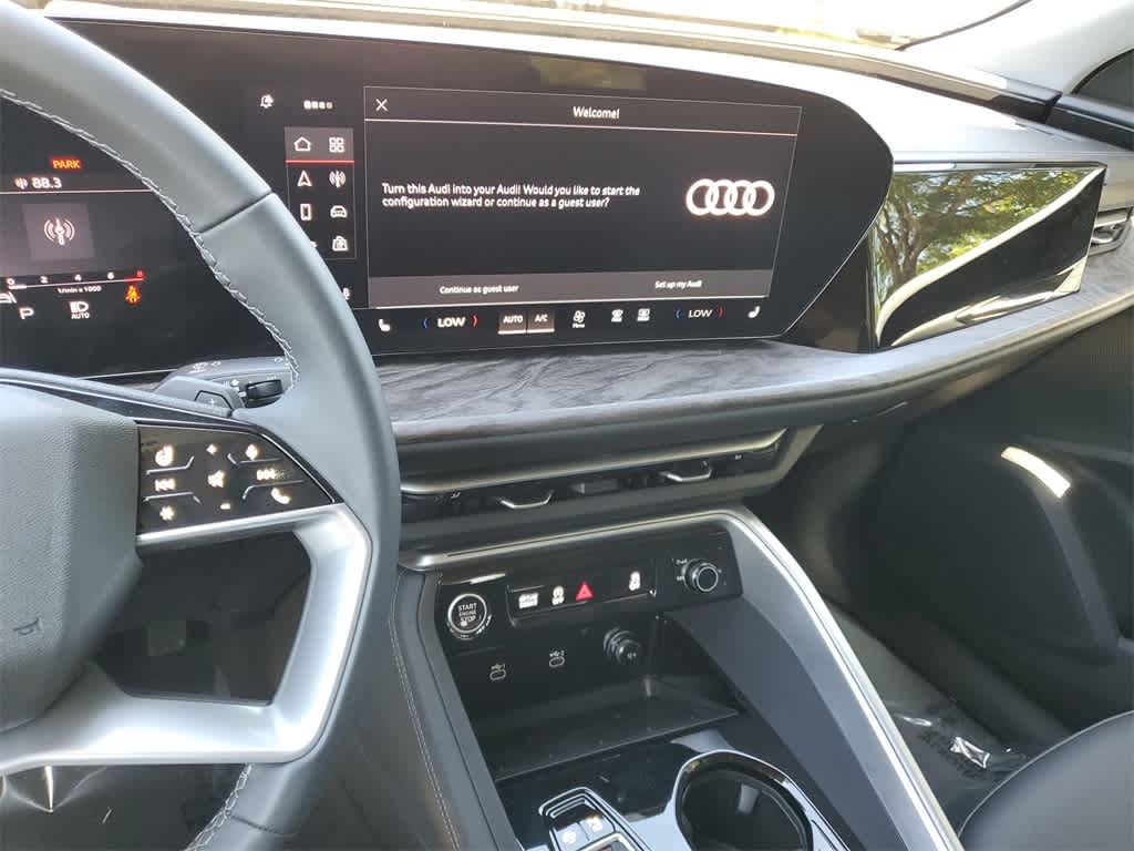 Thumbnail: 2025 Audi Q5 - 24