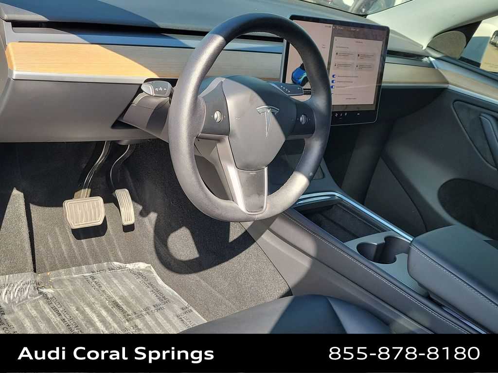 Thumbnail: 2024 Tesla Model Y - 10