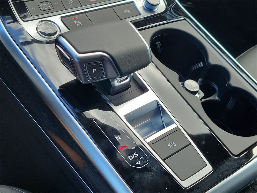 Thumbnail: 2026 Audi Q7 - 17