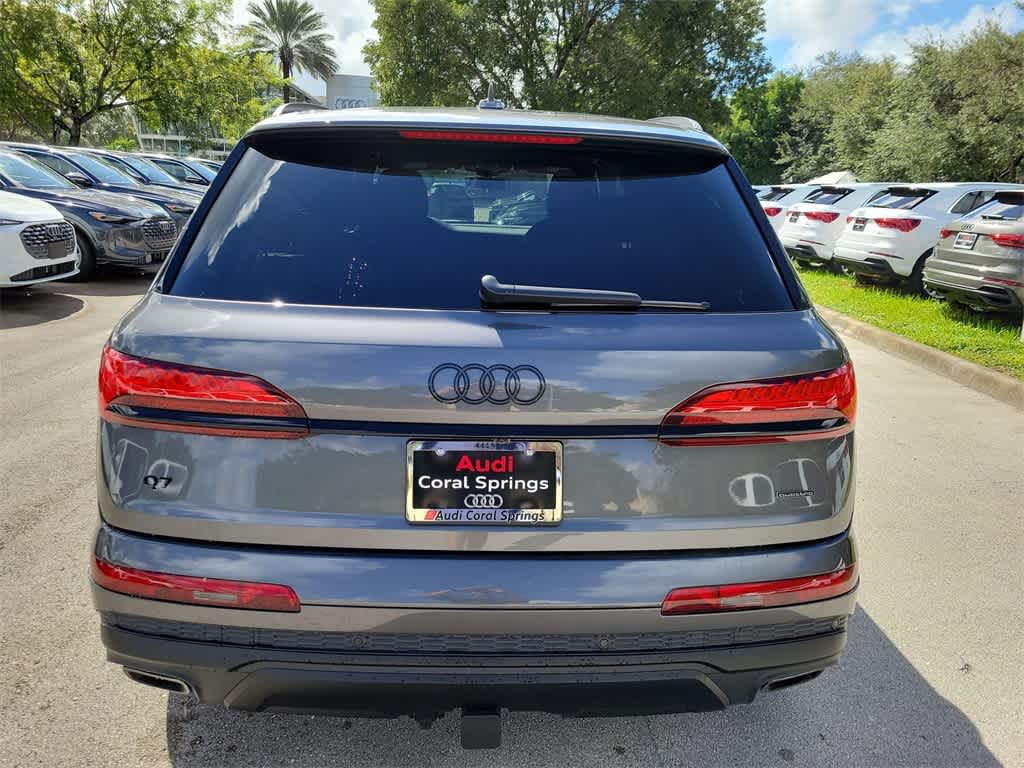 Thumbnail: 2026 Audi Q7 - 5