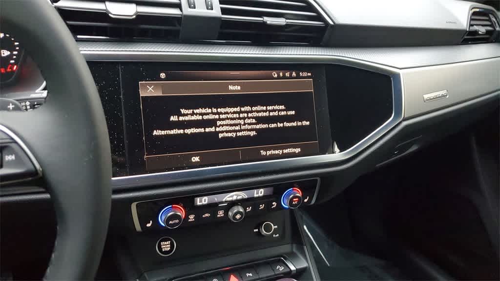 Thumbnail: 2025 Audi Q3 - 24