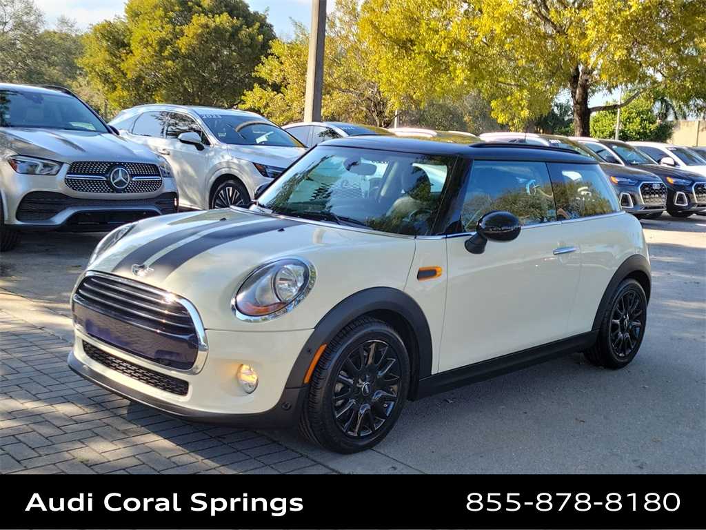 Thumbnail: 2018 MINI Cooper Hardtop - 4