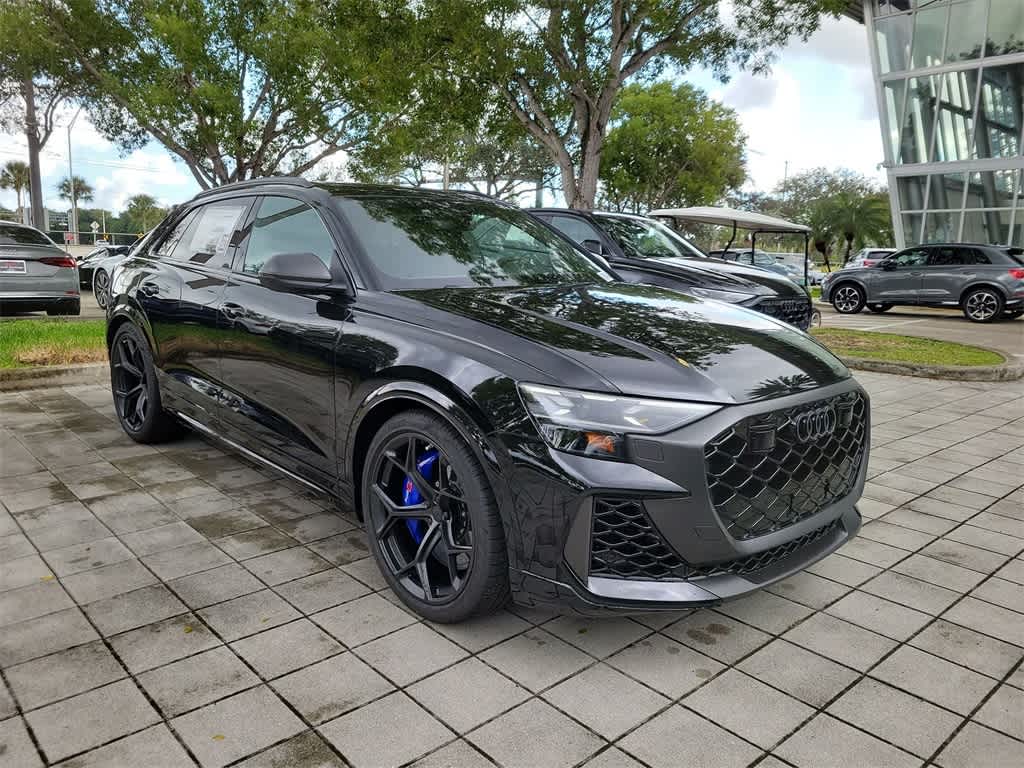 Thumbnail: 2026 Audi RS Q8 - 2