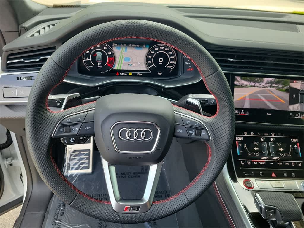 Thumbnail: 2025 Audi RS Q8 - 23