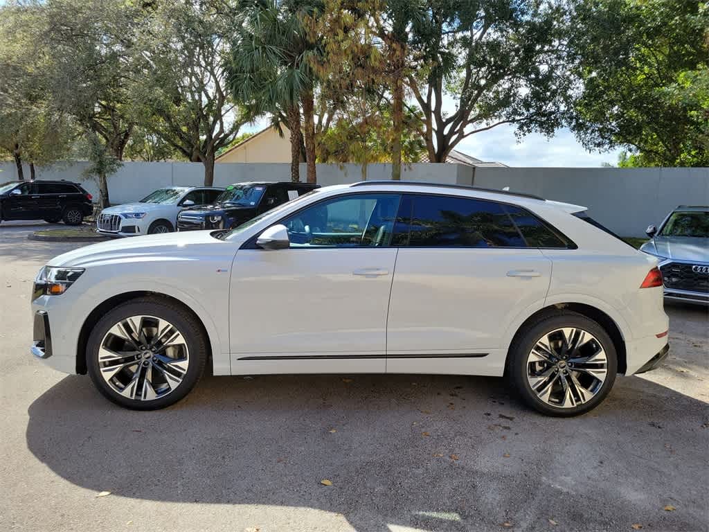 Thumbnail: 2026 Audi Q8 - 11