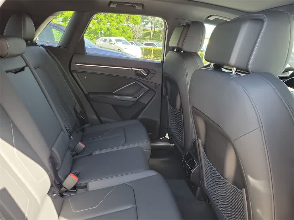 Thumbnail: 2025 Audi Q3 - 13