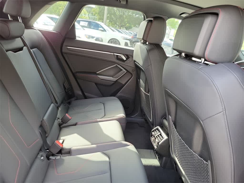 Thumbnail: 2025 Audi Q3 - 21