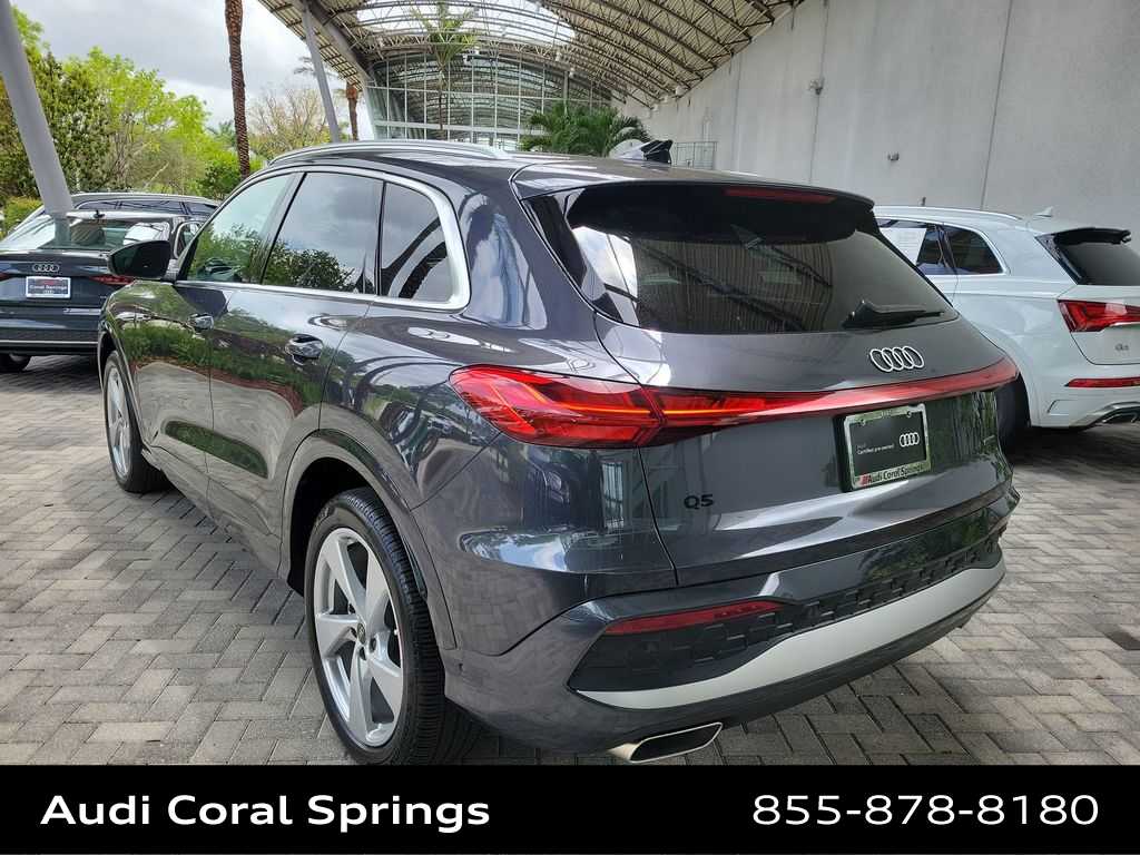 Thumbnail: 2025 Audi Q5 - 12