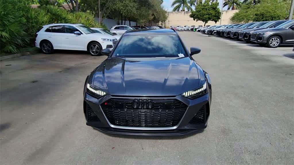 Thumbnail: 2025 Audi RS 6 - 3