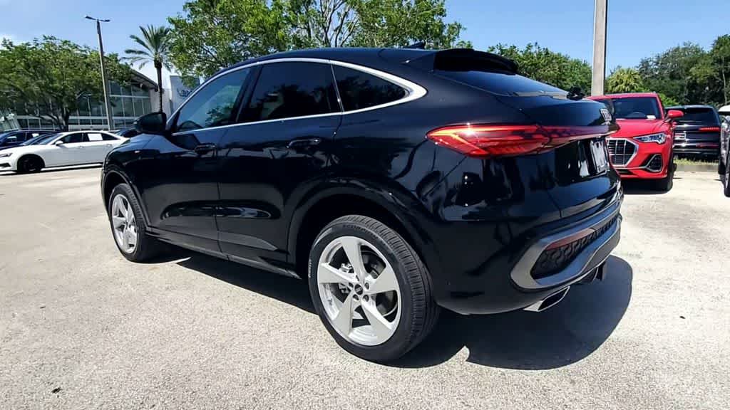 Thumbnail: 2026 Audi Q5 - 6