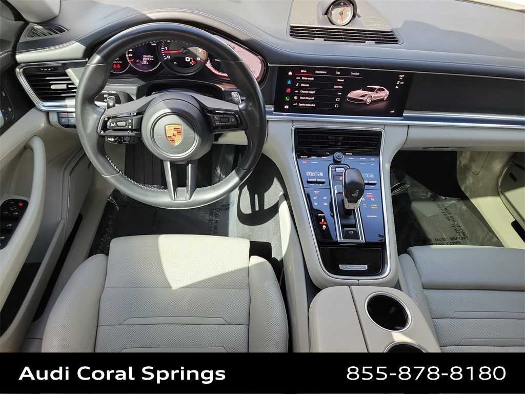 Thumbnail: 2022 Porsche Panamera - 18