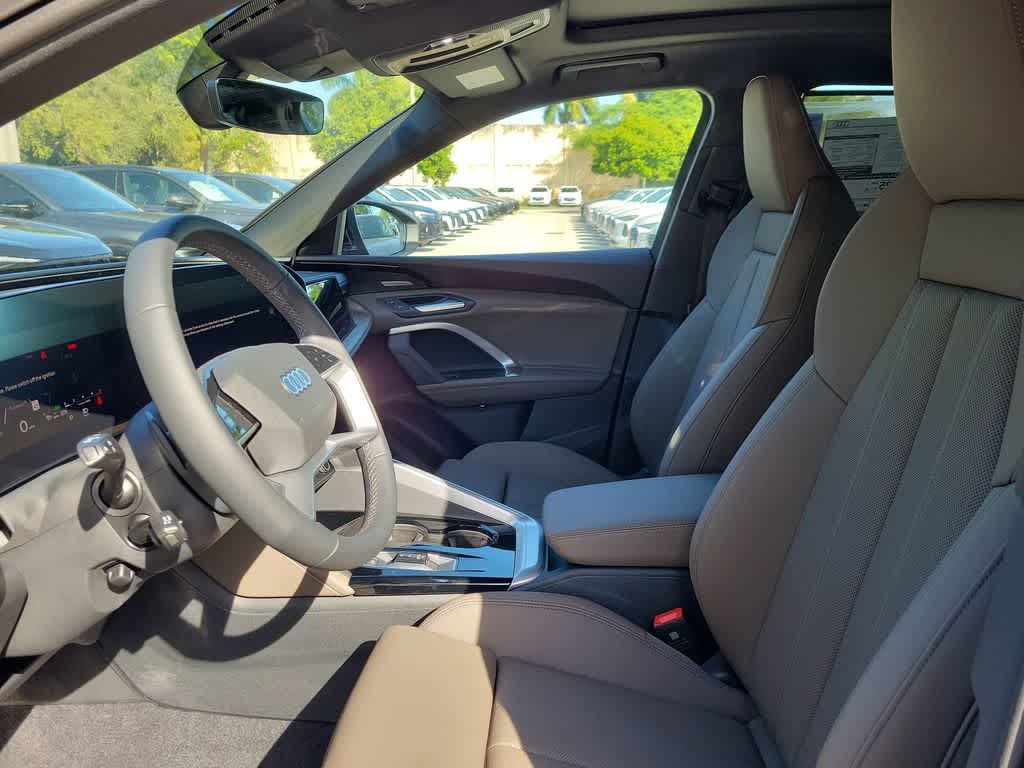 Thumbnail: 2025 Audi Q5 - 19