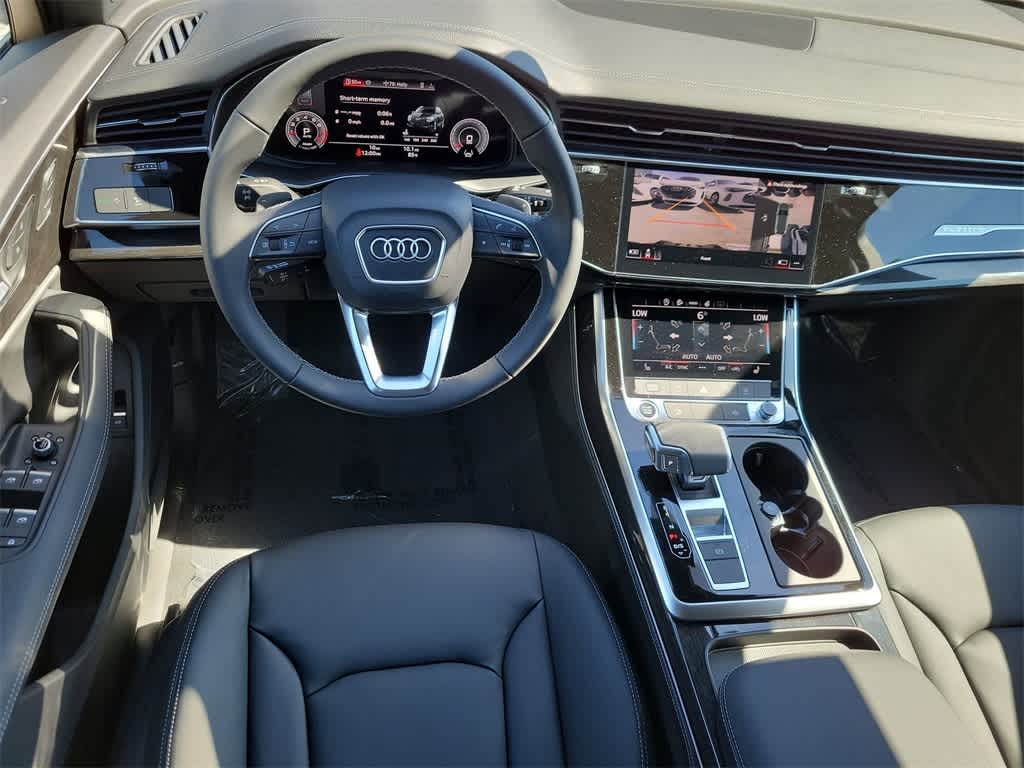 Thumbnail: 2026 Audi Q7 - 10