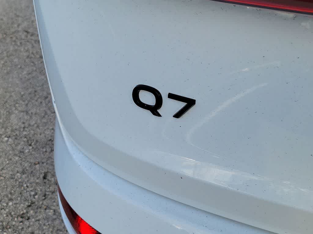 Thumbnail: 2026 Audi Q7 - 15