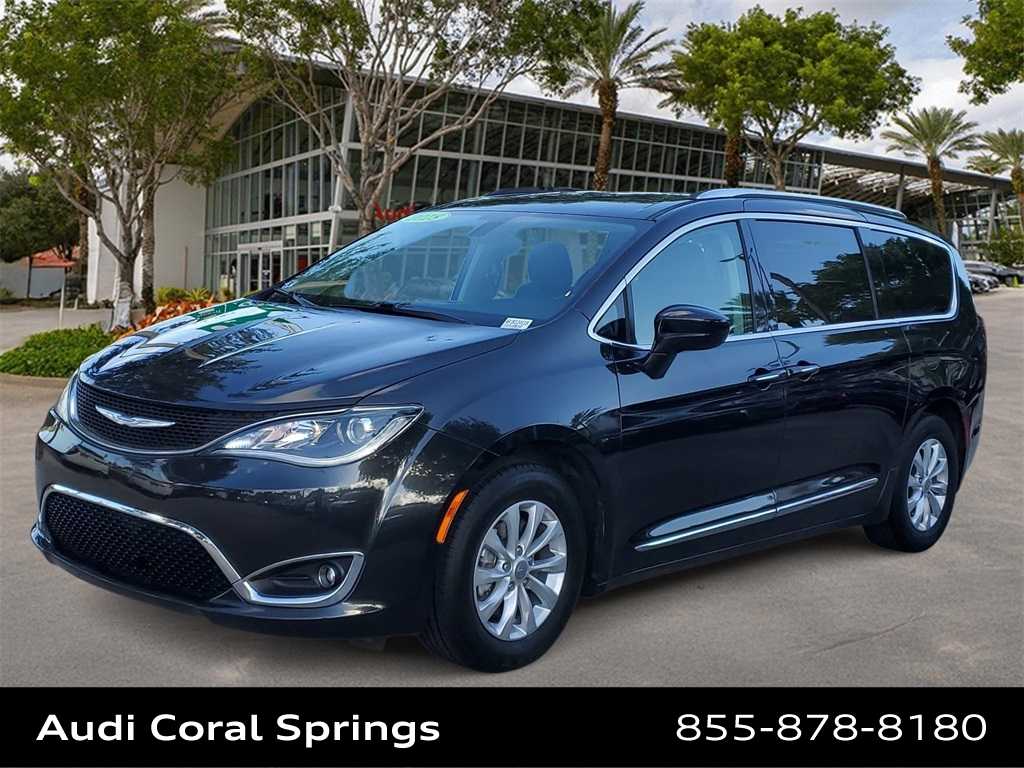 2018 Chrysler Pacifica Touring L -
                  Coral Springs, FL
