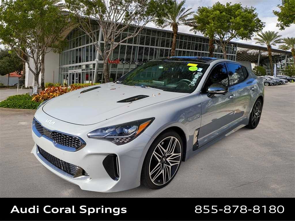Thumbnail: 2023 Kia Stinger - 1
