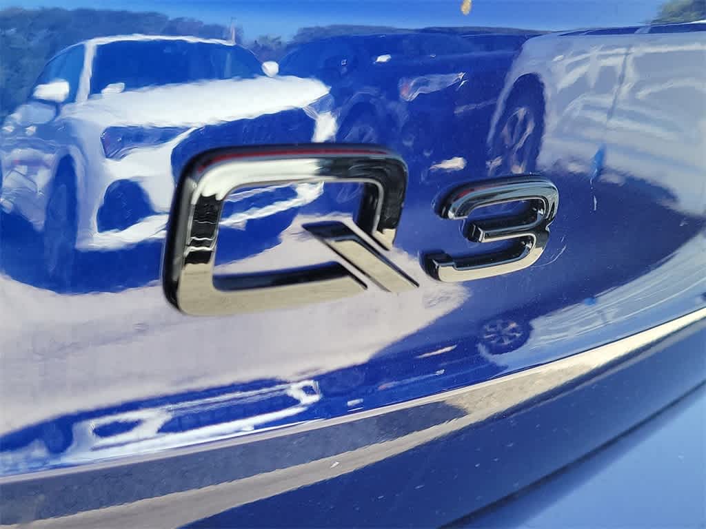 Thumbnail: 2025 Audi Q3 - 7