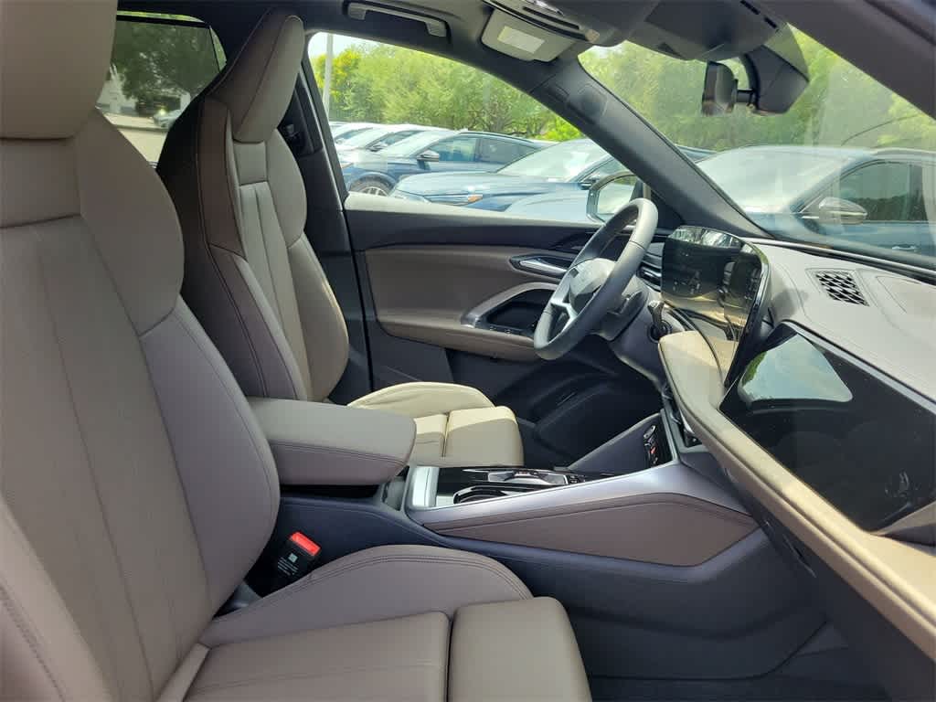 Thumbnail: 2025 Audi Q5 - 14