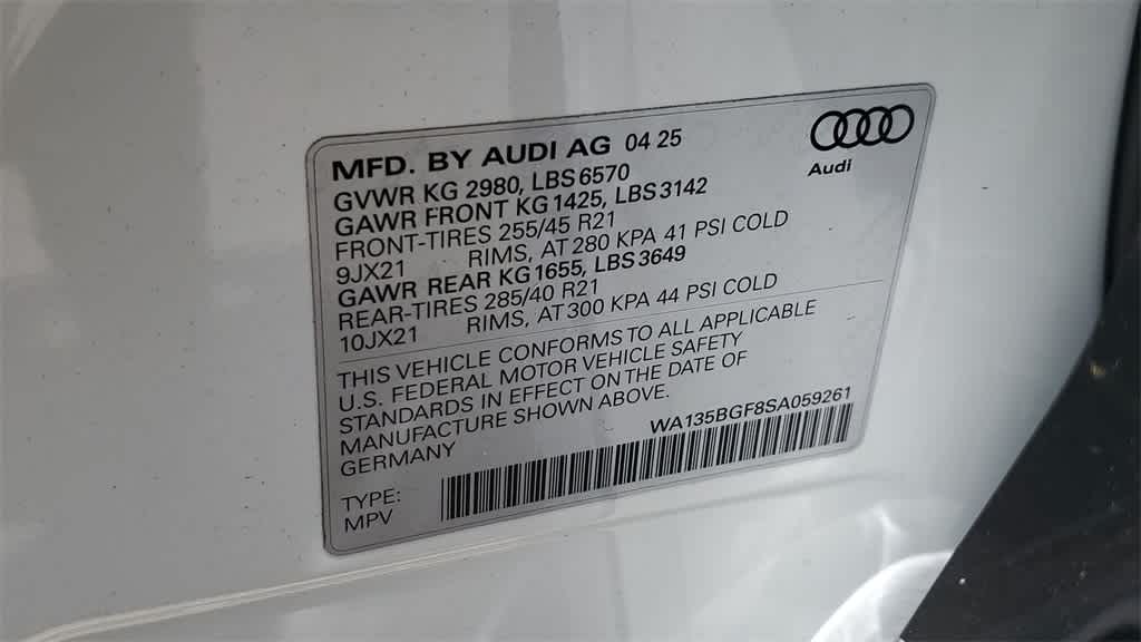 Thumbnail: 2025 Audi SQ6 e-tron - 29