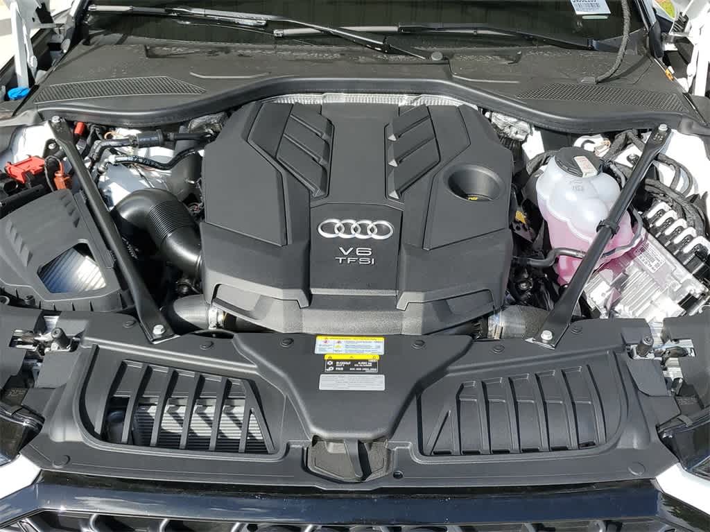 Thumbnail: 2025 Audi A8 - 17
