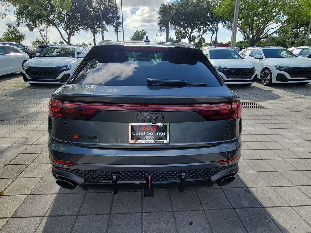 Thumbnail: 2026 Audi RS Q8 - 7