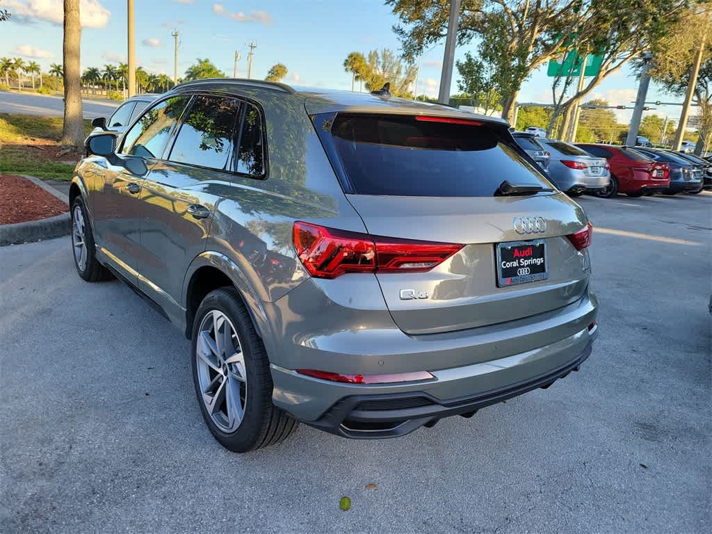 Thumbnail: 2025 Audi Q3 - 6