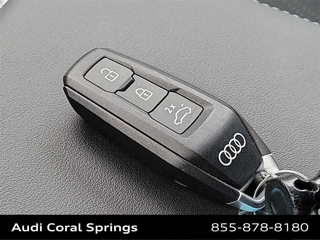 Thumbnail: 2025 Audi Q5 - 28