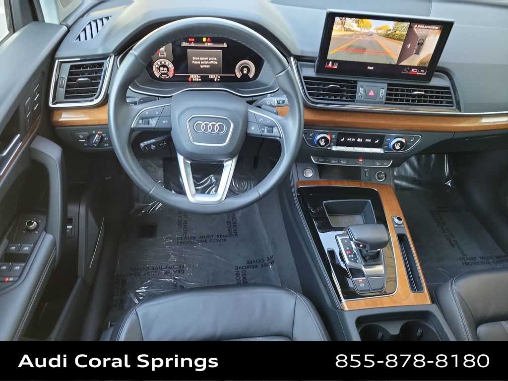 Thumbnail: 2023 Audi Q5 - 18