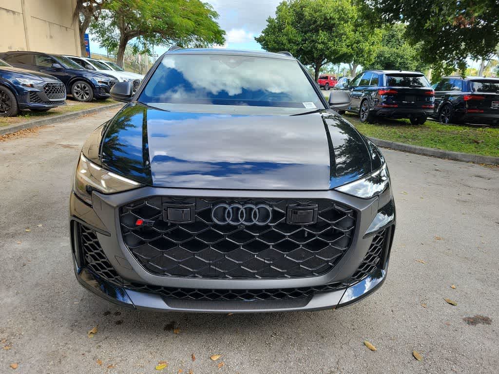Thumbnail: 2026 Audi RS Q8 - 3