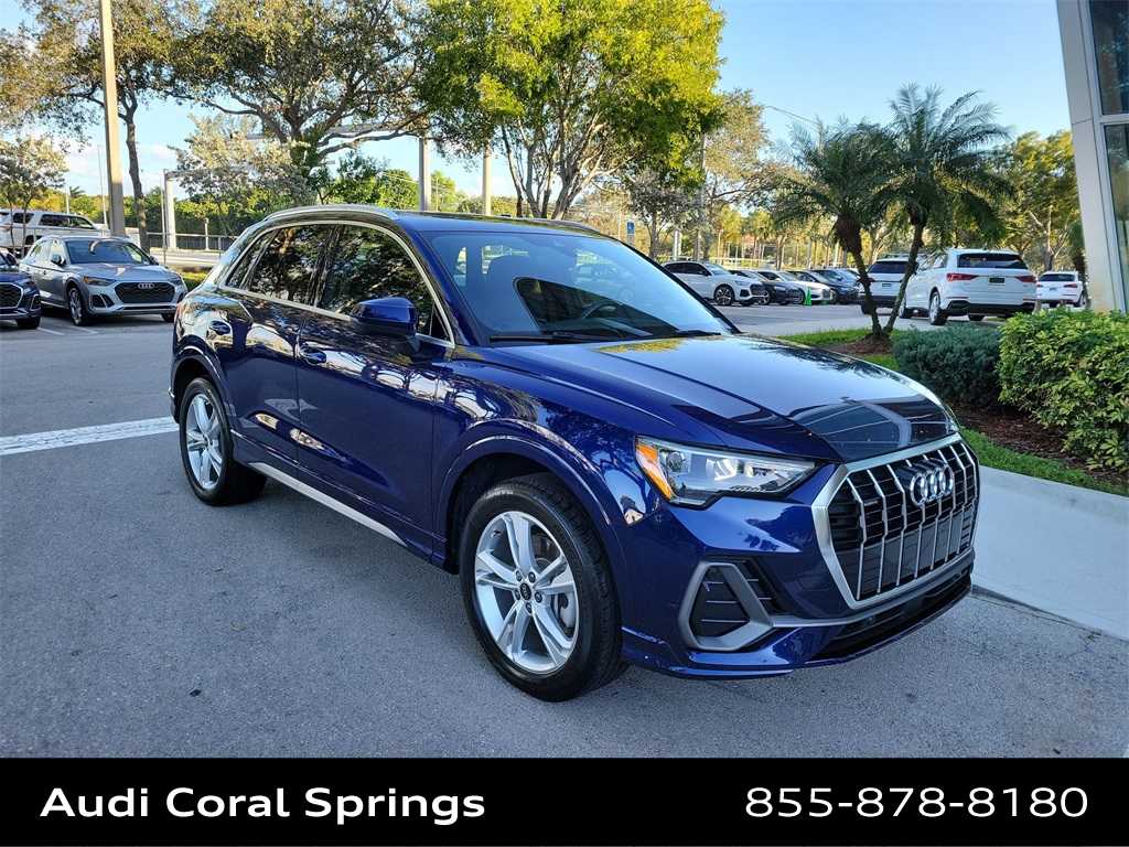 Thumbnail: 2022 Audi Q3 - 2