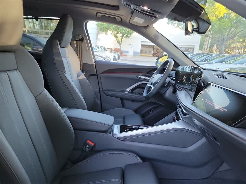 Thumbnail: 2025 Audi Q5 - 14