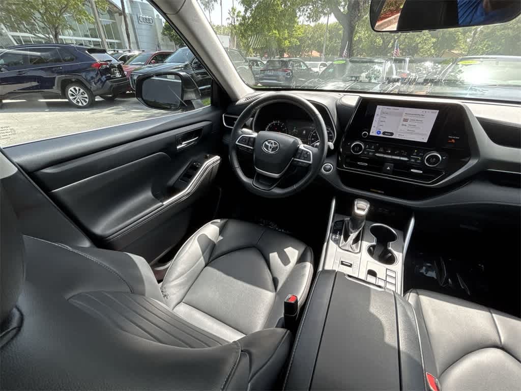 2024 Toyota Highlander XLE 15