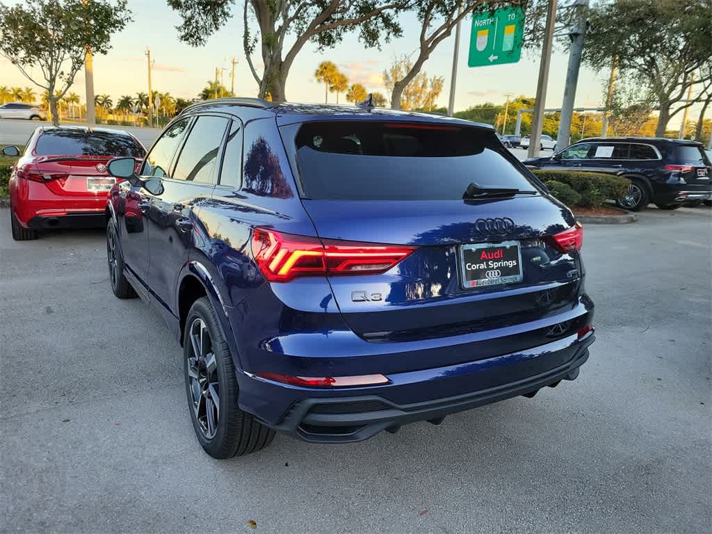 Thumbnail: 2025 Audi Q3 - 6