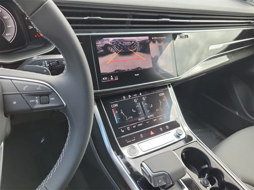 Thumbnail: 2026 Audi Q7 - 16