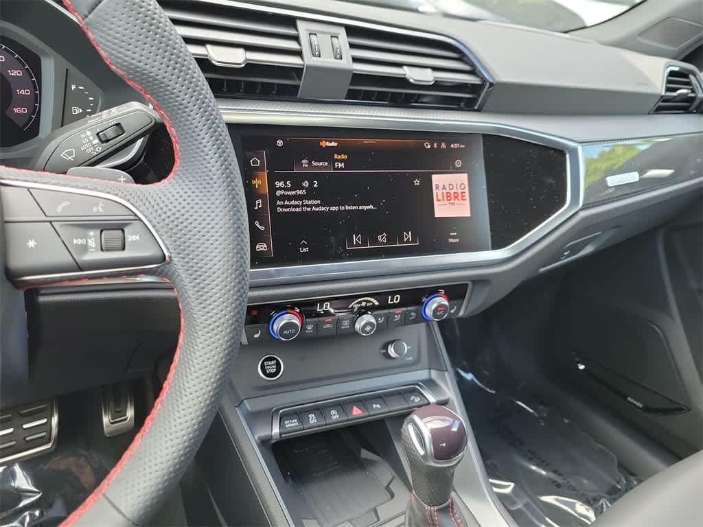 Thumbnail: 2025 Audi Q3 - 16