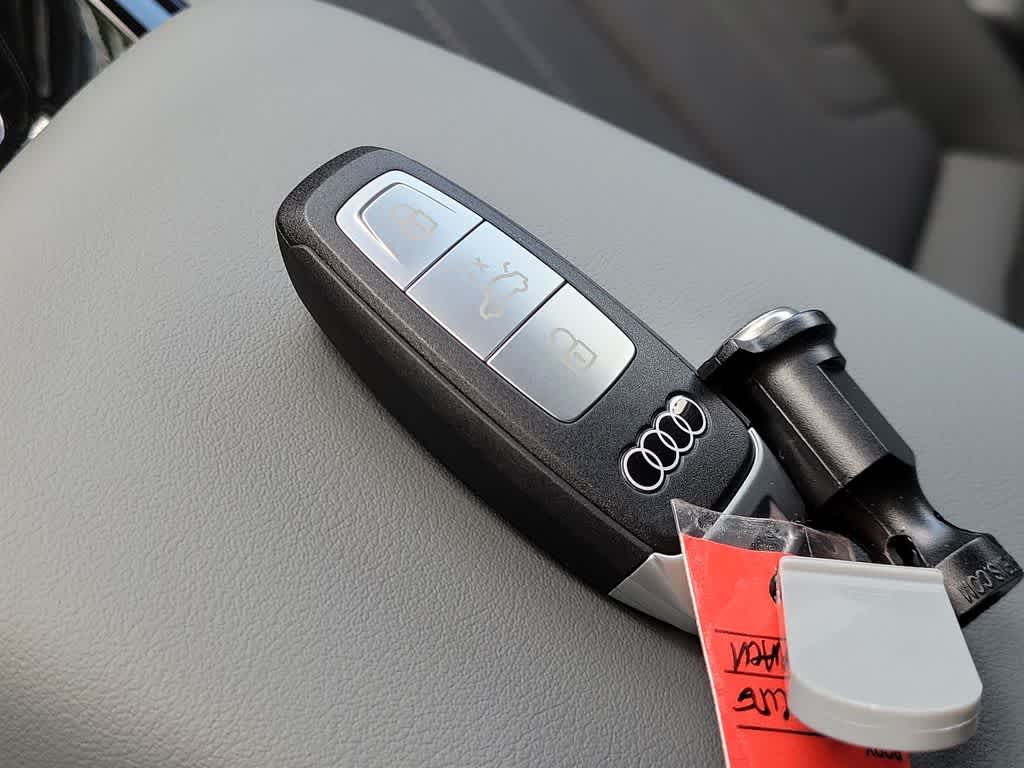 Thumbnail: 2026 Audi Q3 - 28