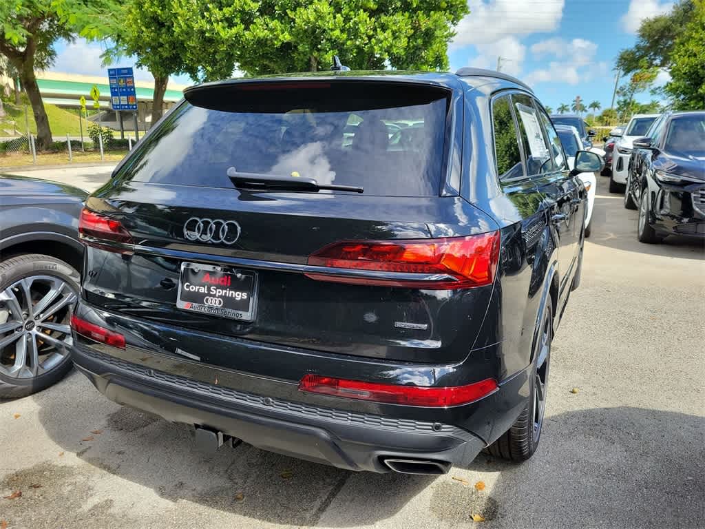 Thumbnail: 2026 Audi Q7 - 4