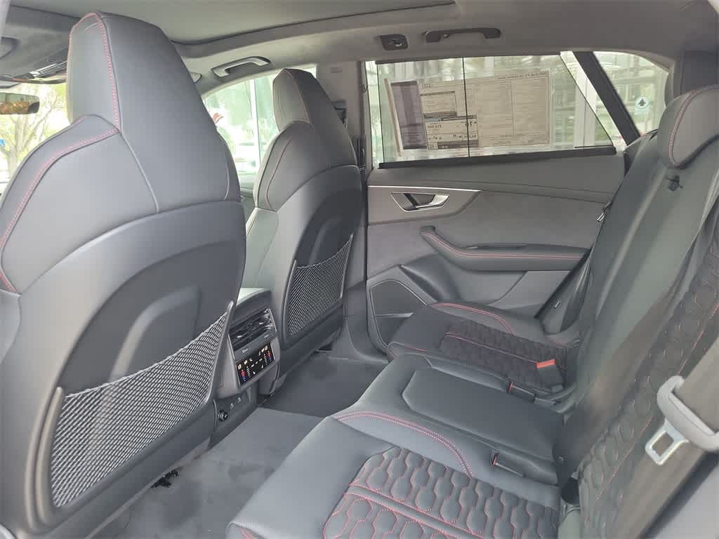 Thumbnail: 2025 Audi RS Q8 - 20