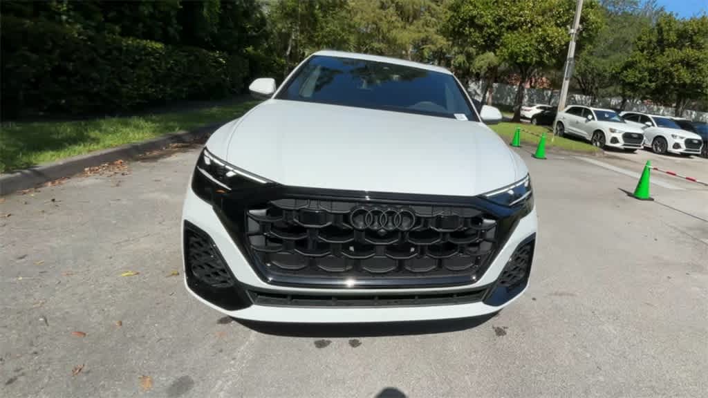 Thumbnail: 2025 Audi Q8 - 3