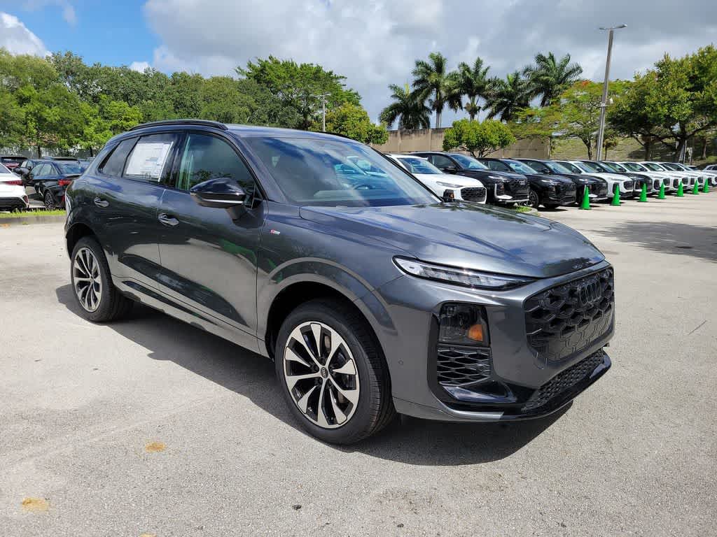 Thumbnail: 2026 Audi Q3 - 2