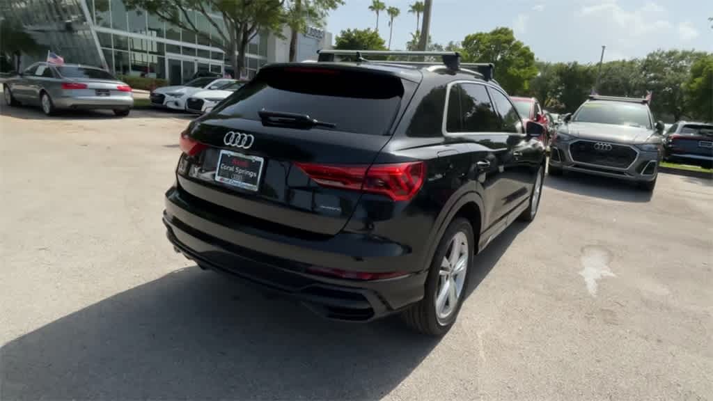 Thumbnail: 2020 Audi Q3 - 8