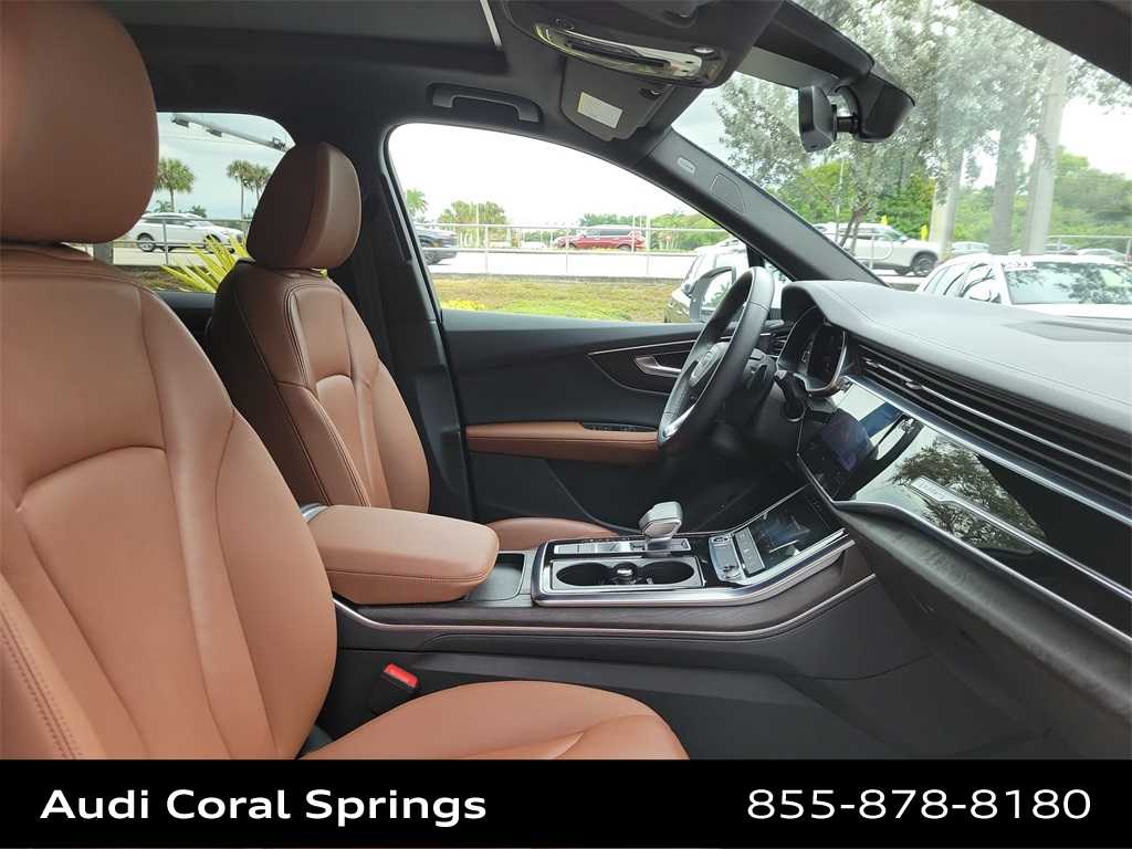 Thumbnail: 2023 Audi Q7 - 22