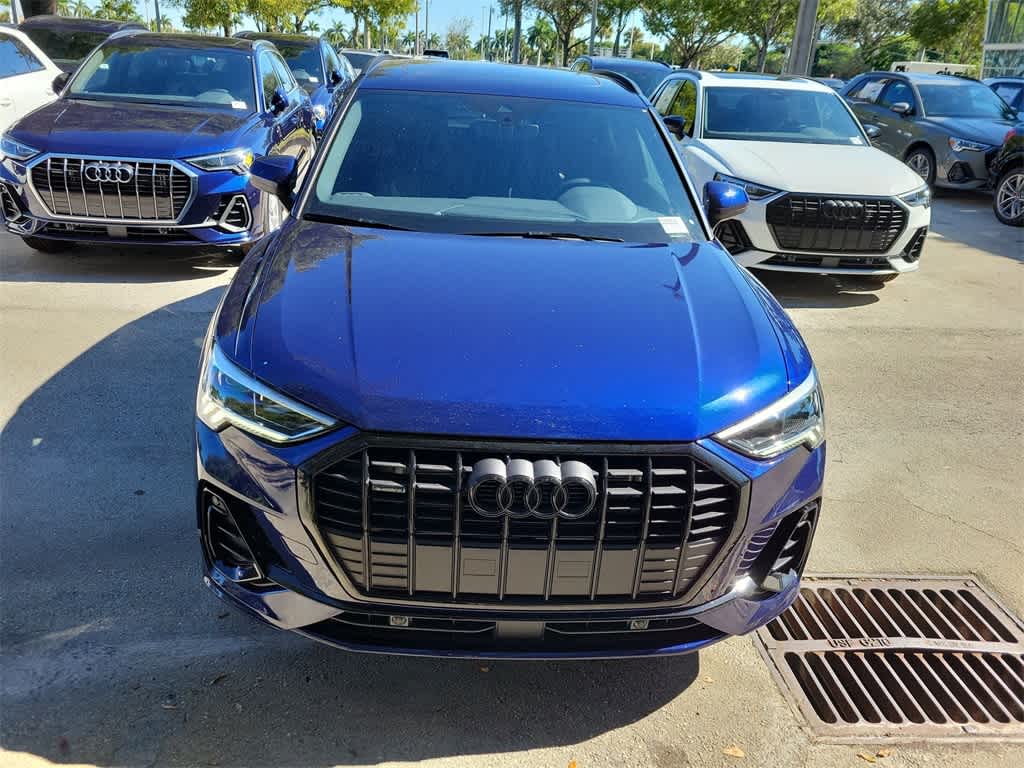 Thumbnail: 2025 Audi Q3 - 3