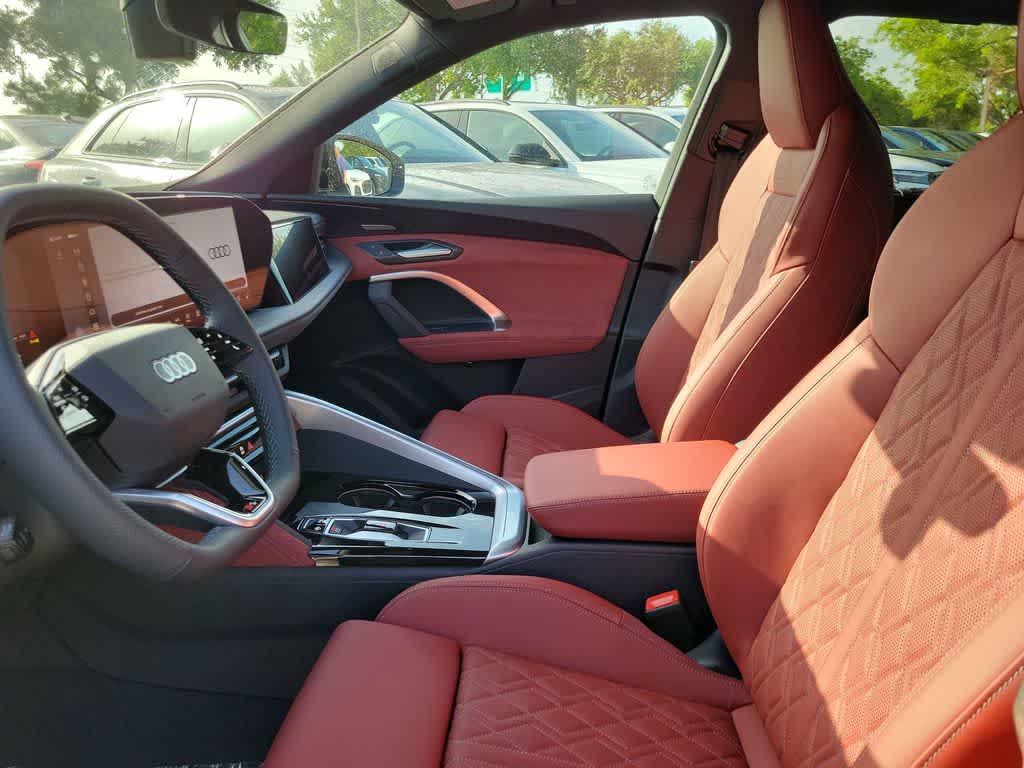 Thumbnail: 2026 Audi SQ5 - 11